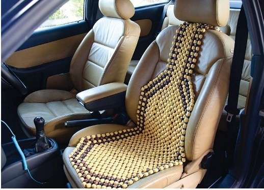 Cubreasiento de bolitas universal para autos y camionetas Cubreasiento de bolitas para autos con efecto masajeador - Todo Austral